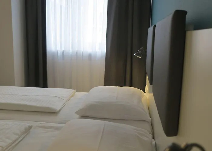 Brunnenhof Center 3* Мюнхен