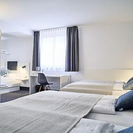 Brunnenhof Center 3*