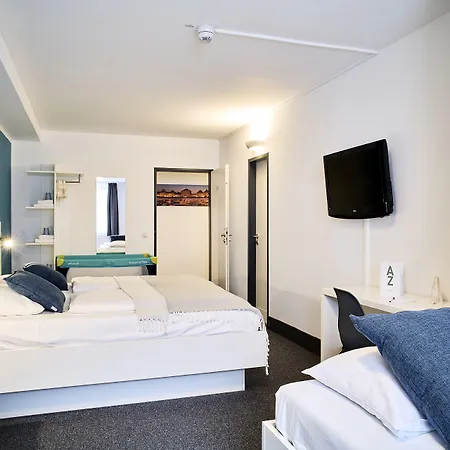 Hotel Brunnenhof Center 3*