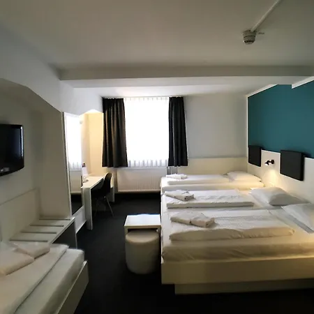 Brunnenhof Center 3* München