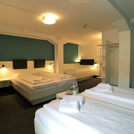 Brunnenhof Center Hotel 3*