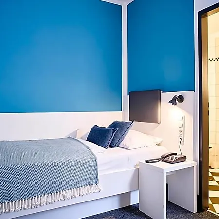 Brunnenhof Center 3*