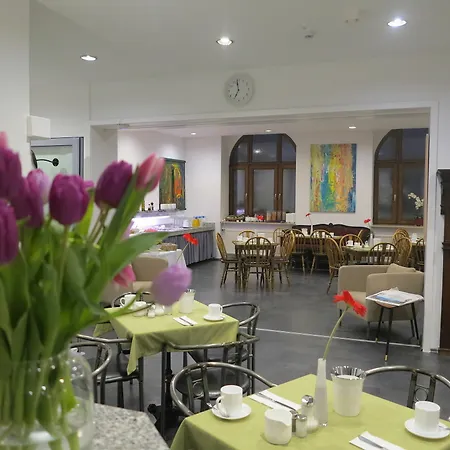 Brunnenhof Center 3*