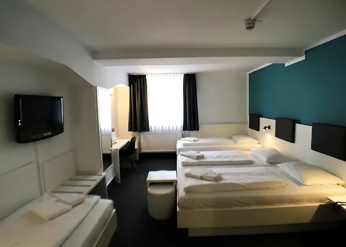 بروننهوف مركز المدينة فندق